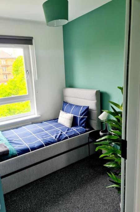 Spacious 5Bed House, Free Parking, No Party ! Glasgow Exterior foto